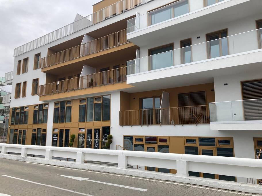 Komfortny Apartman A407 V Centre Nr, Bez Kuchyne, Parkovisko Zdarma Litra Dış mekan fotoğraf